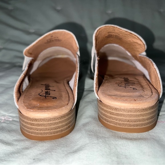 Free People loafer mule silver Sz 6.5 - Picture 7 of 13